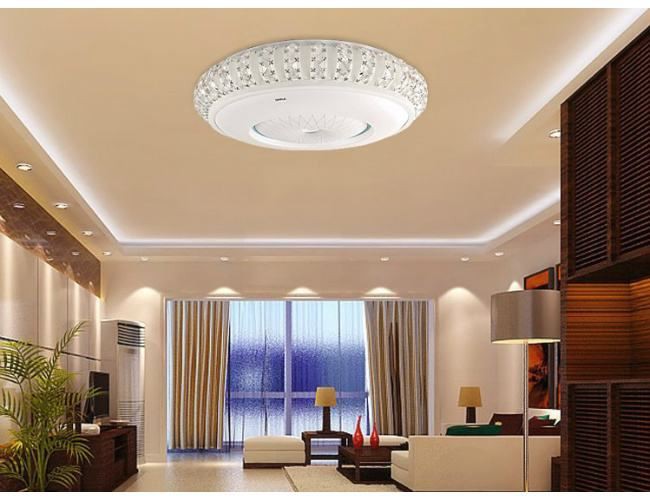 How to choose a reliable and safe ceiling lamp