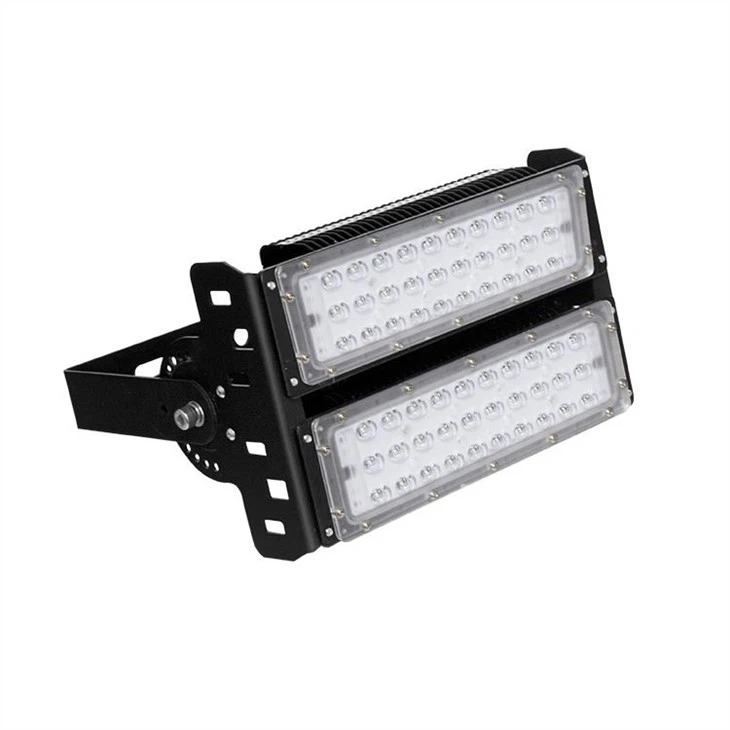 Jalkapallon valonheitinlamppu