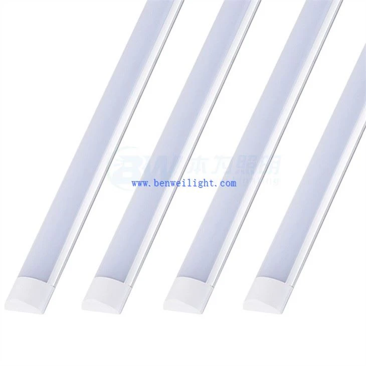 Teollinen Tri Proof ripustettu LED-lamppu