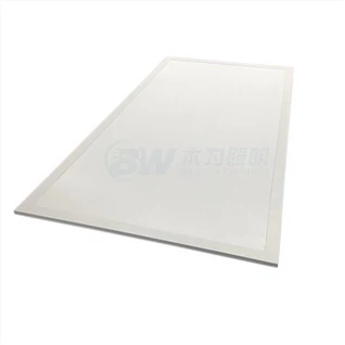 2x4 led litteä valo pinta-asennus
