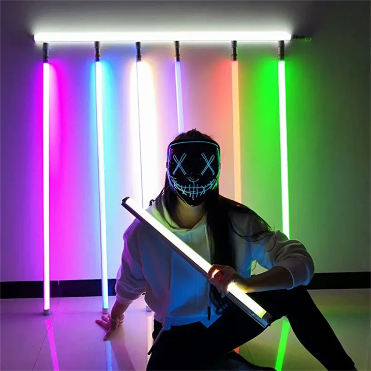 Neonputki RGB-lamppu (16 väriä) - 60 cm Moni-väri