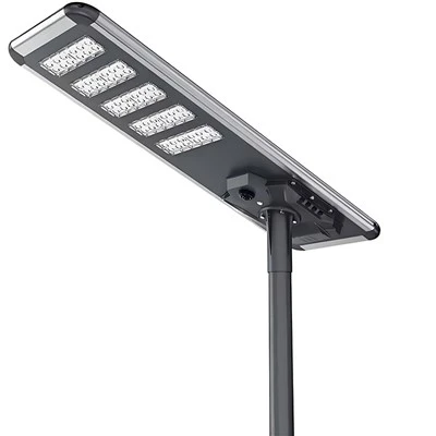 Aurinko-voimalla toimiva LED-katuvalo